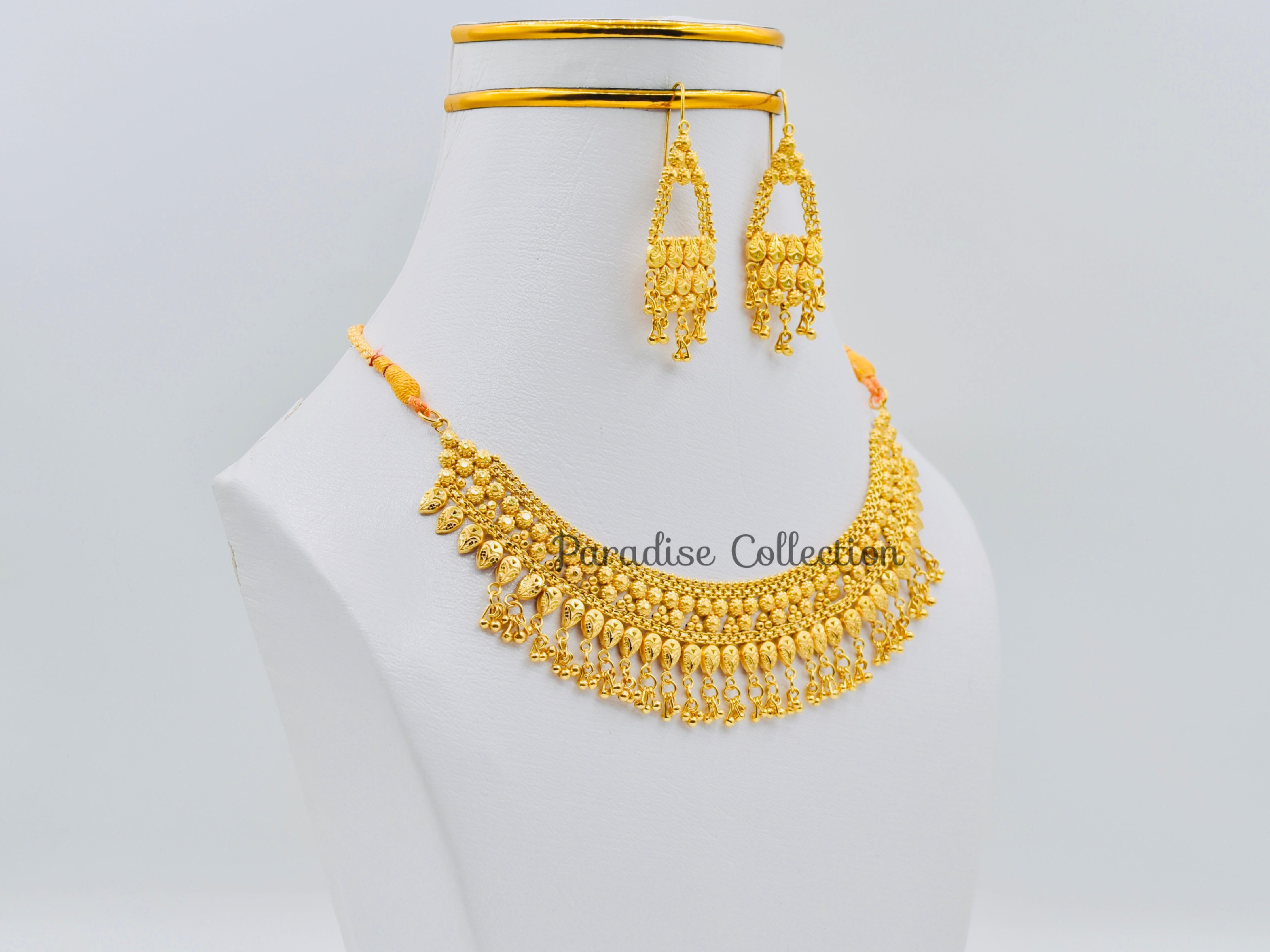 Looking For The Perfect Gift? Designer Necklace Set + FREE Luxury Jewellery Box