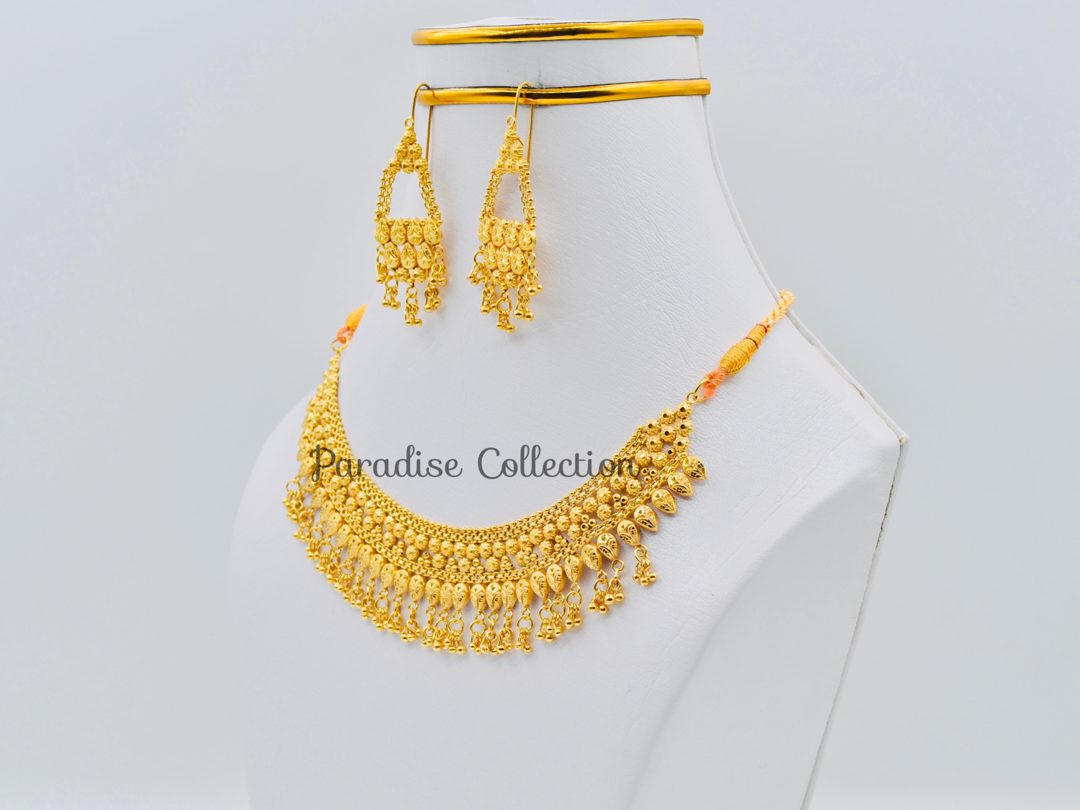 Looking For The Perfect Gift? Designer Necklace Set + FREE Luxury Jewellery Box