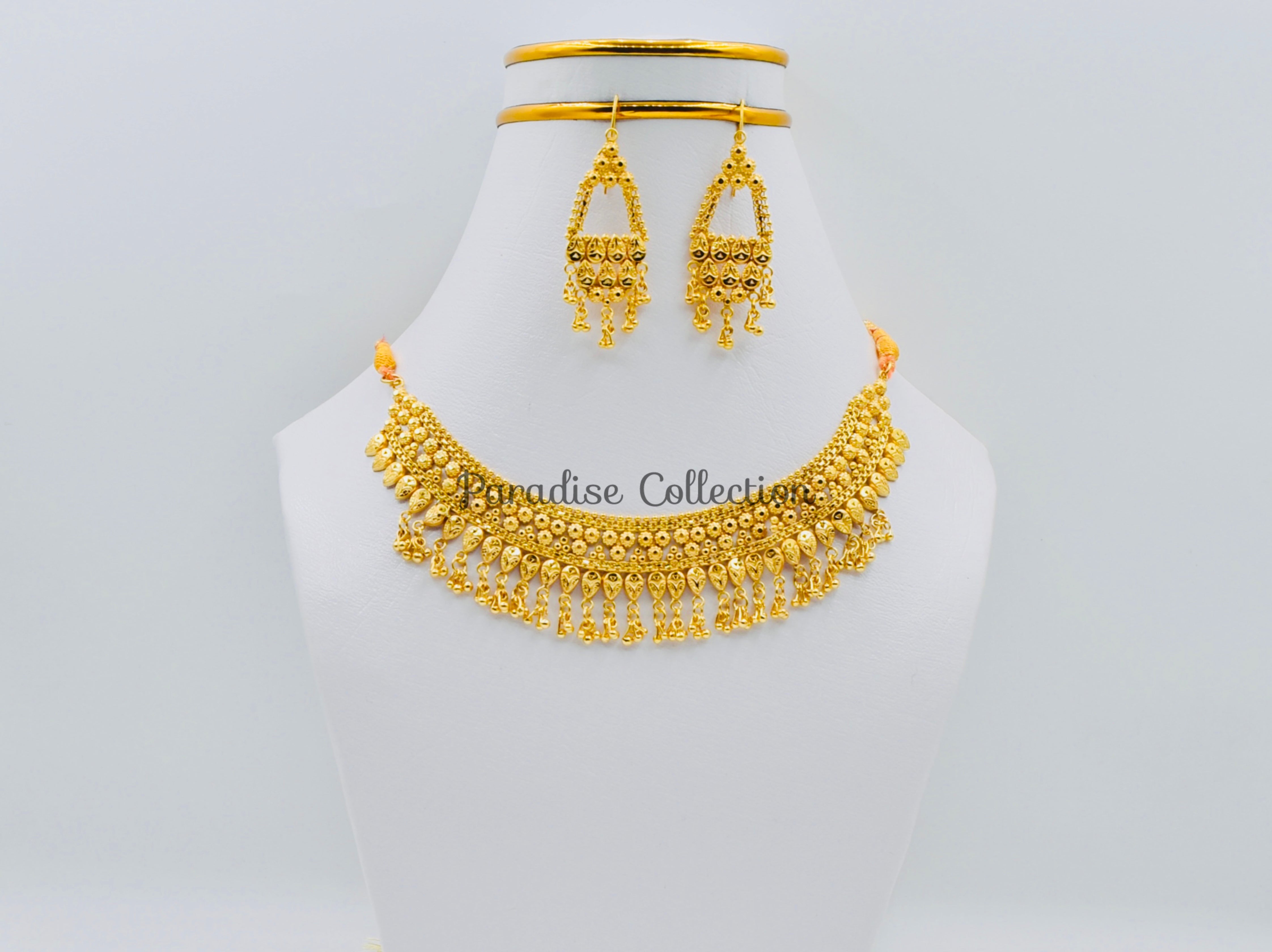 Looking For The Perfect Gift? Designer Necklace Set + FREE Luxury Jewellery Box