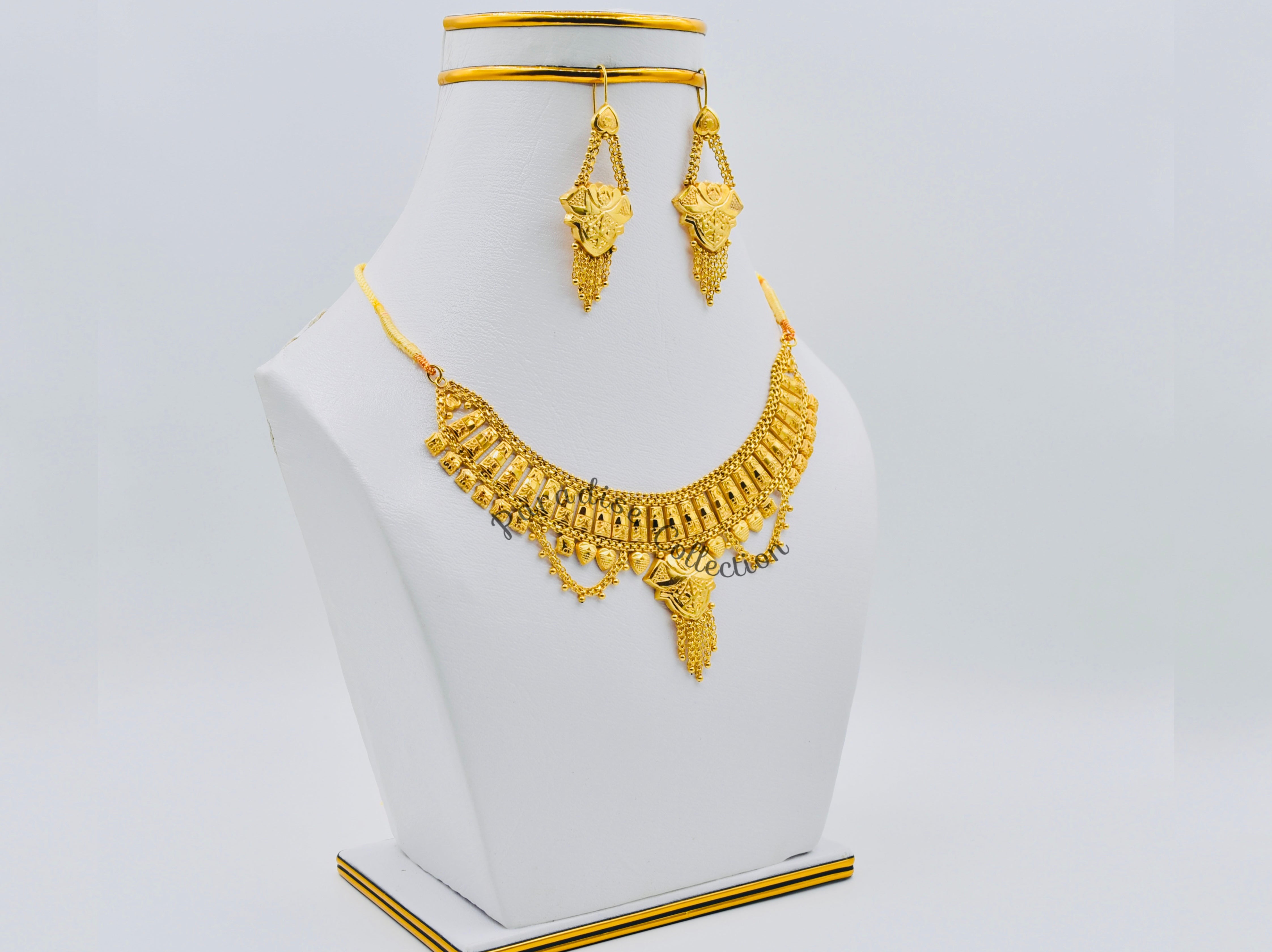Royal Sona Finish Necklace Set – For Wedding Ensembles, Festivals & Timeless Gifts