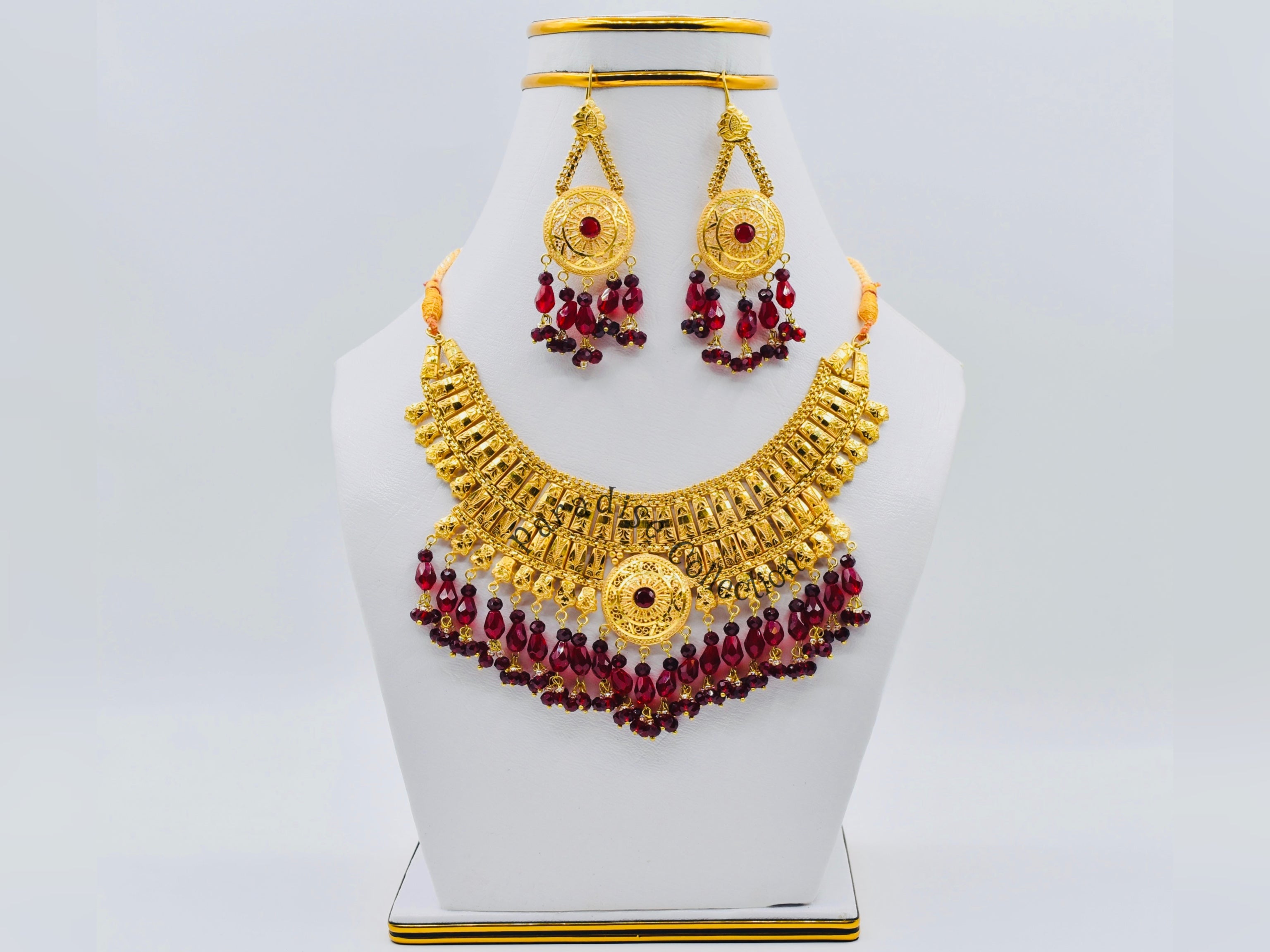 Luxury Classic Designer Necklace Set With Gift Jewellery Box