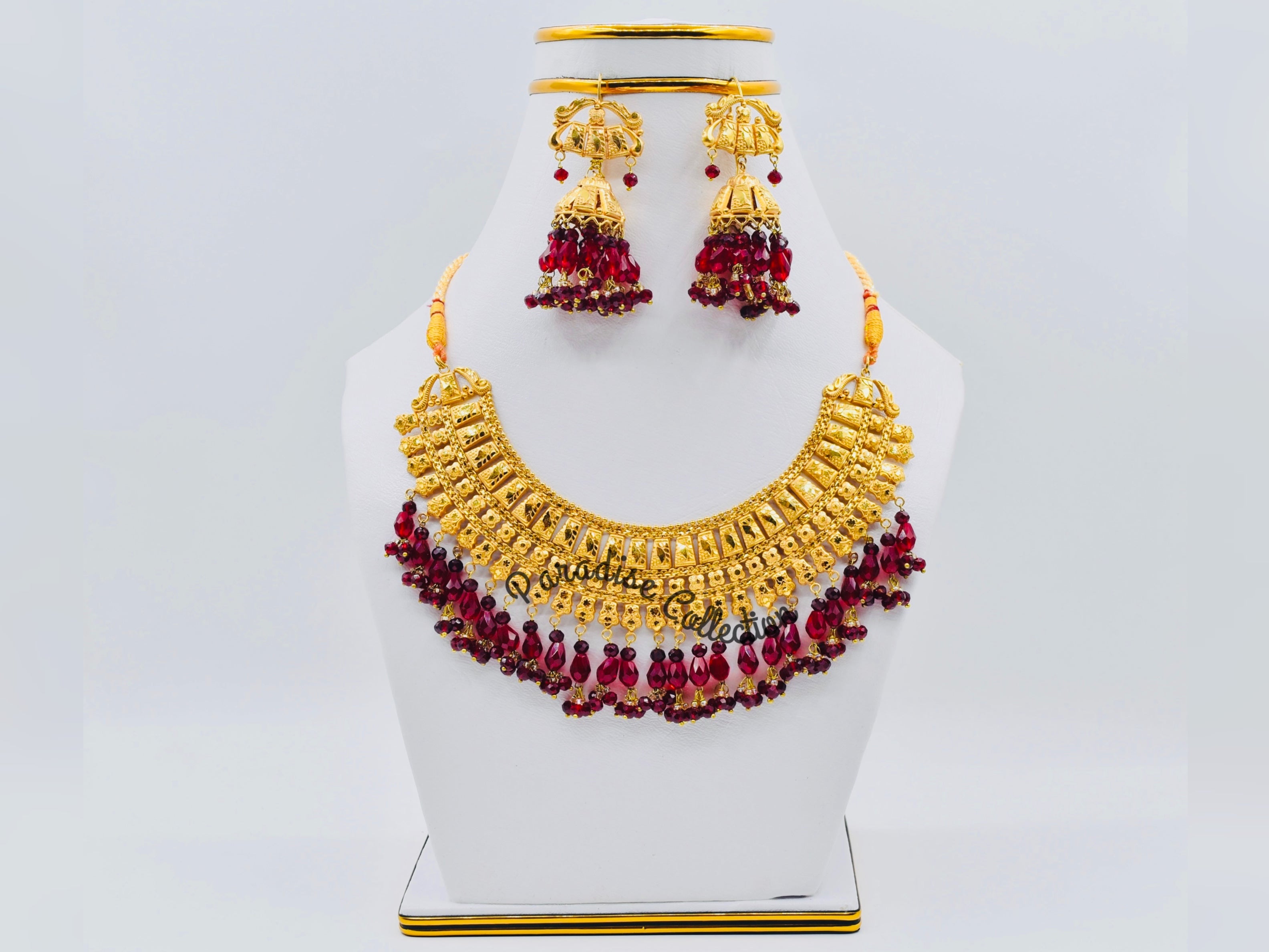Elegant Designer Statement Necklace Set – Comes With a Free Jewellery Box
