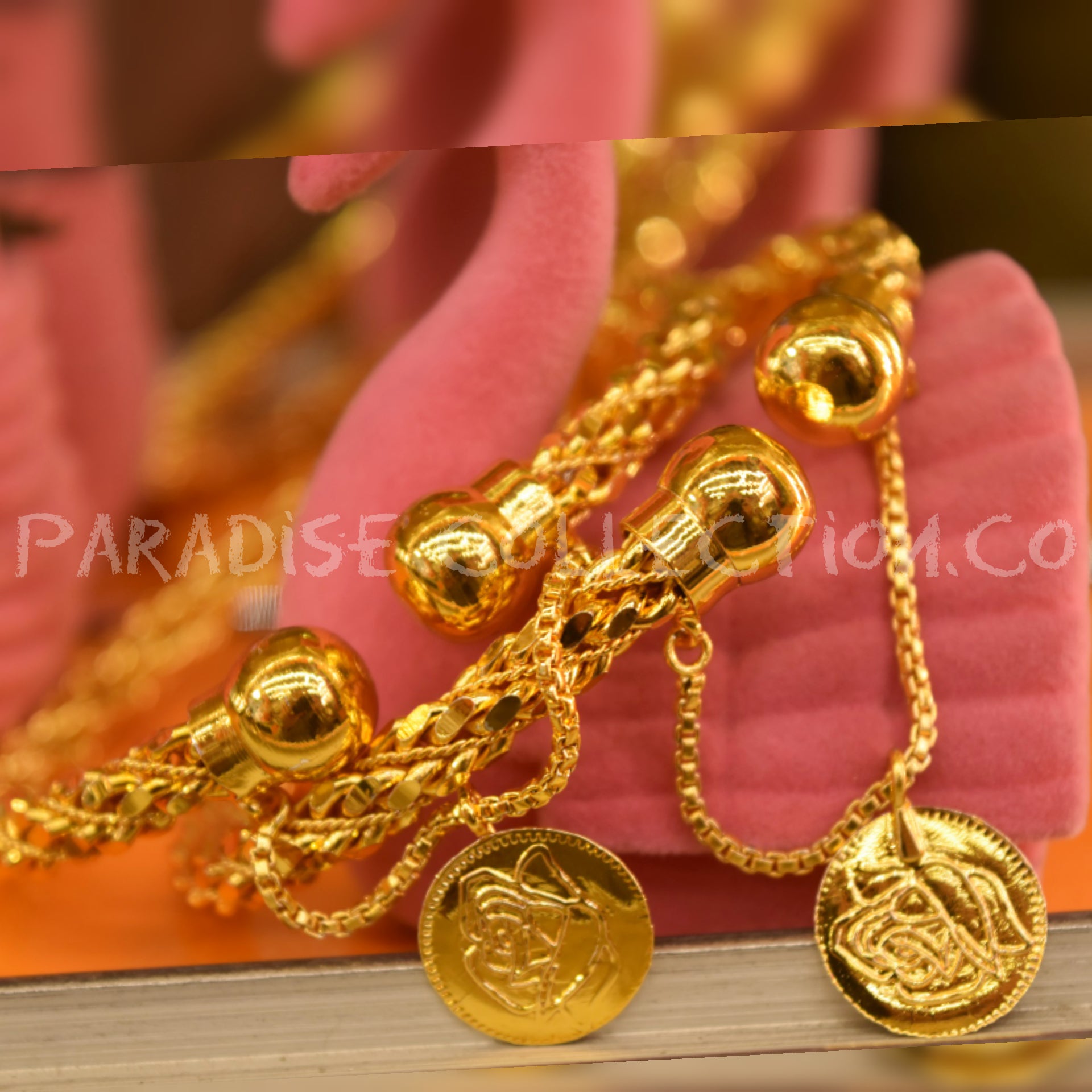 Stylish Gold Plated Pair Style Coin Kare ⭐ With Fancy Jewellry Box Free-Beautiful Gift Pack