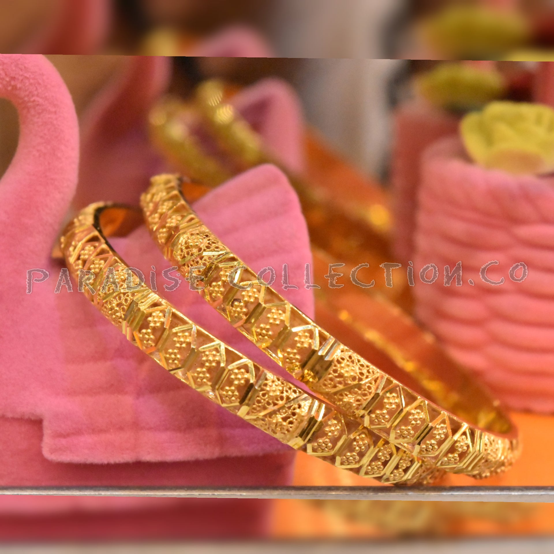 High Quality Polish Gold Plated Antique Light Weight Bangles Set Fancy Design (PACK OF 2)