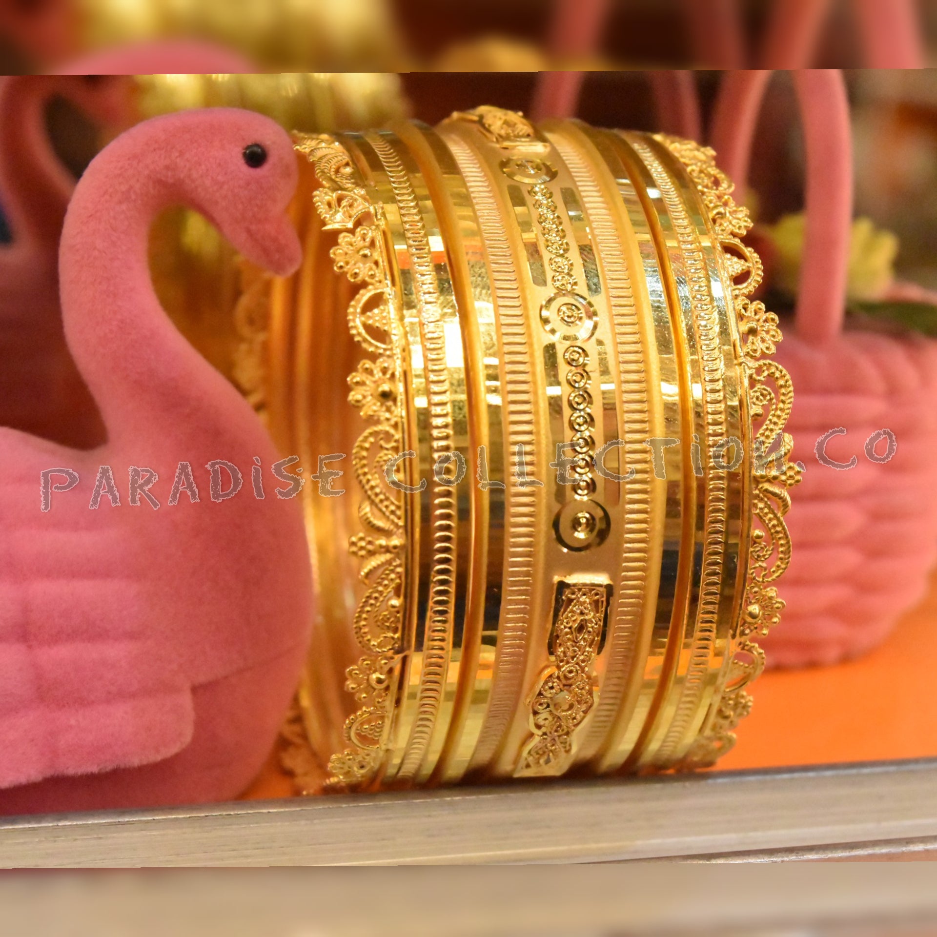 Best Quality  Bangle/Bracelet For / Women's / Girls With Fancy Jewellry Box Free