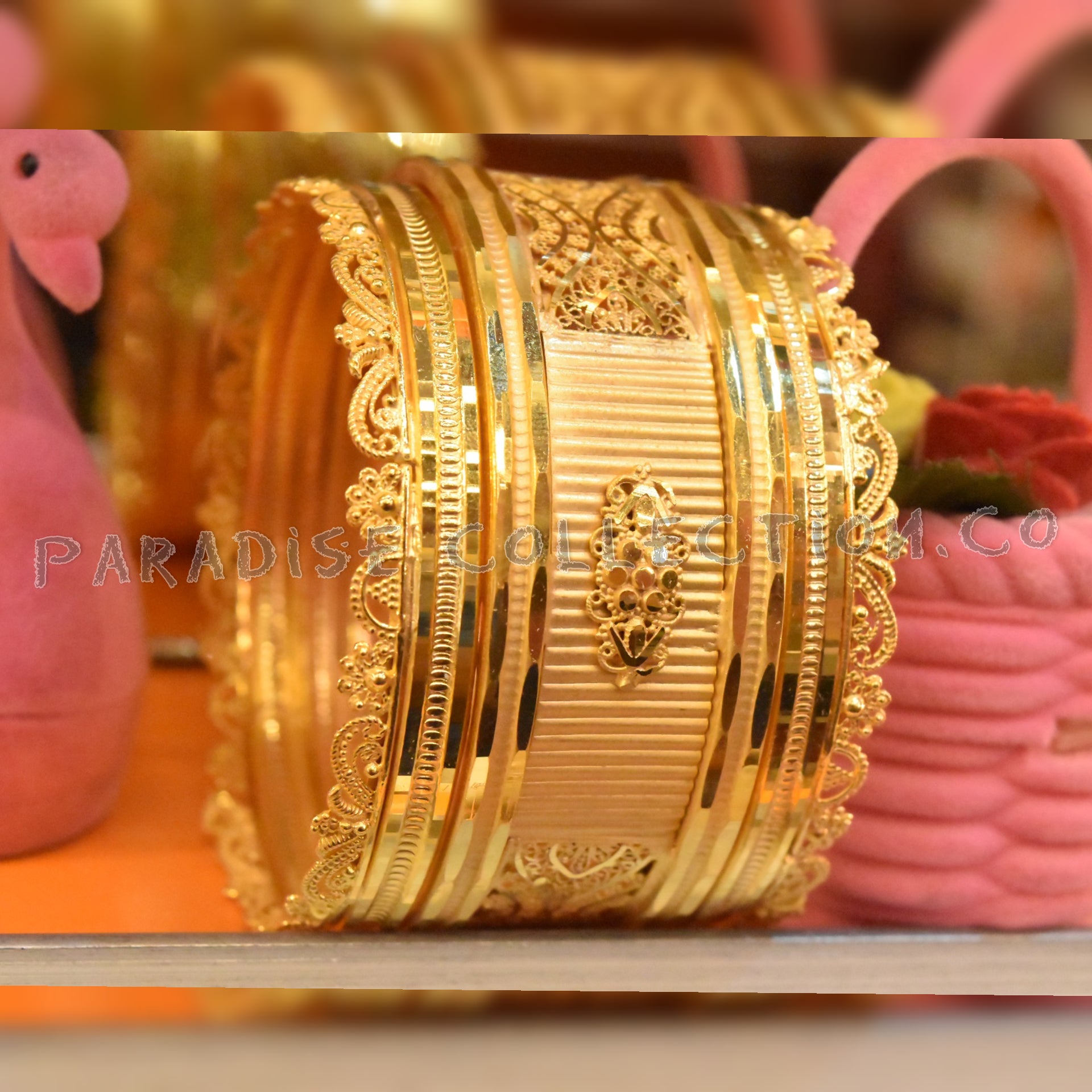 Classy Gold Plated / Bangle For Girls, Women With Fancy Jewelry Box Free