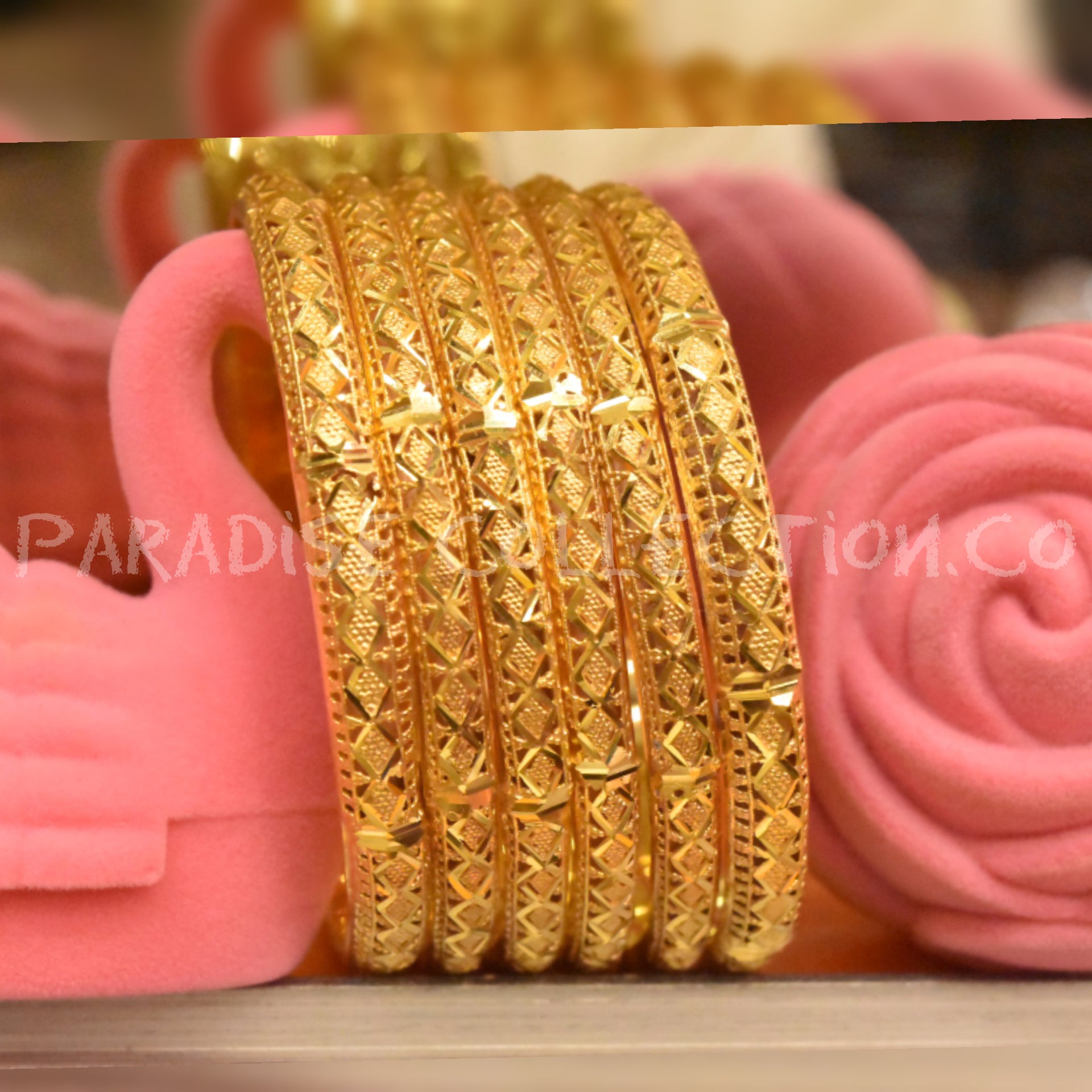 Traditional Elegant Bangles For Women With Beautiful Gift Pack